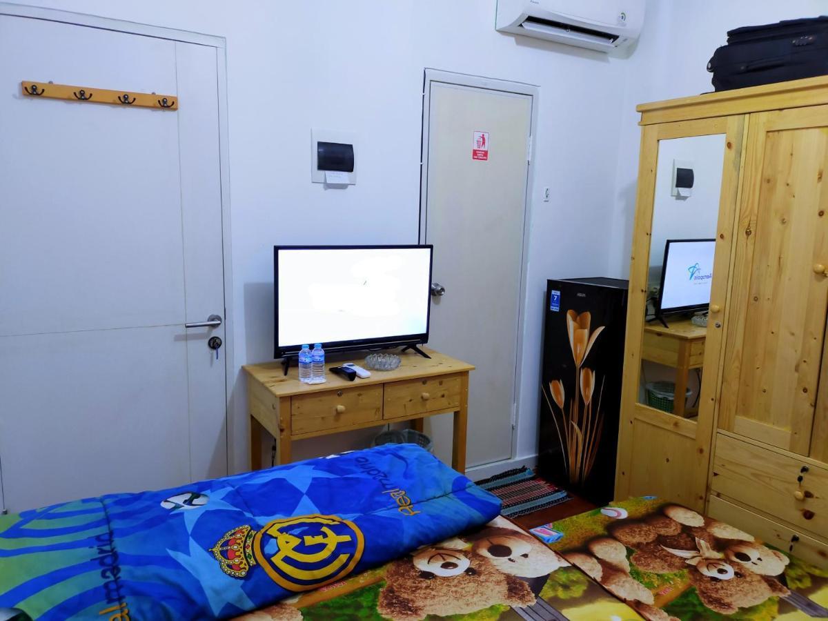 Aero Room Tangerang Kültér fotó